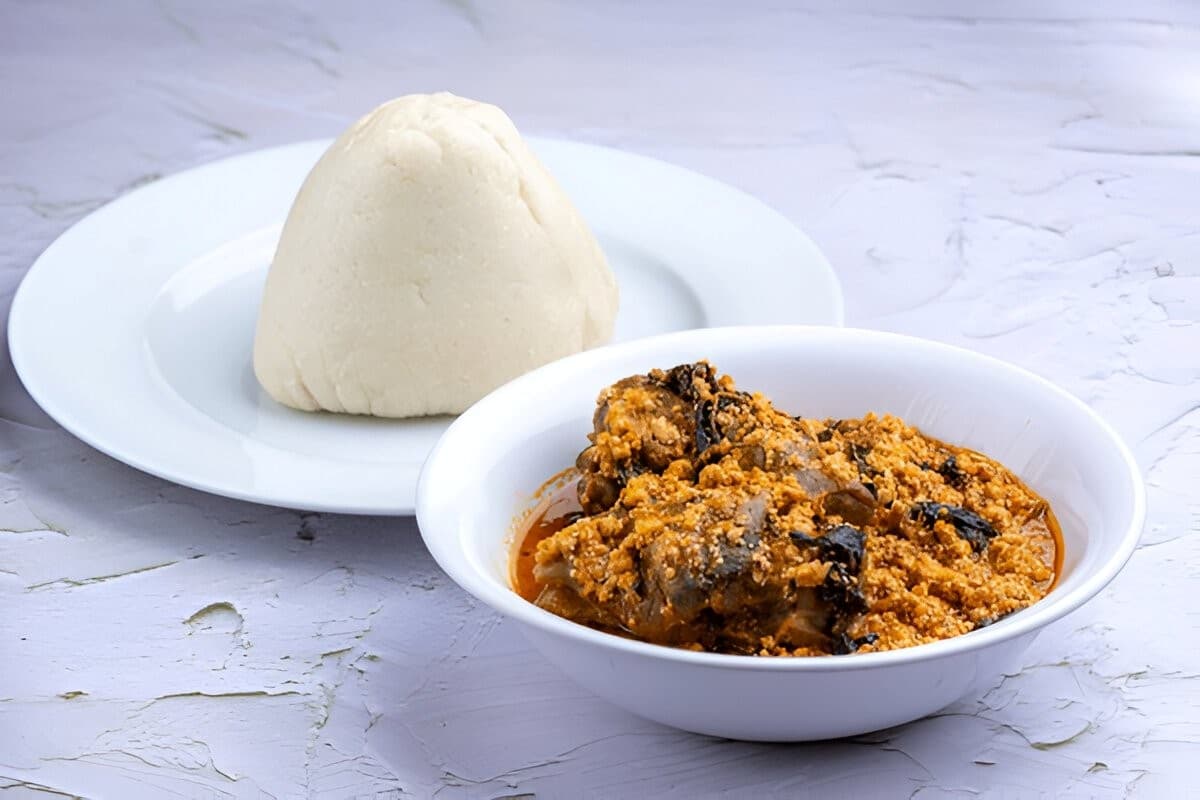 Yam Fufu W/Egusi + Beef
